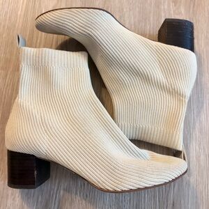Everlane “The Glove” Bootie In Bone